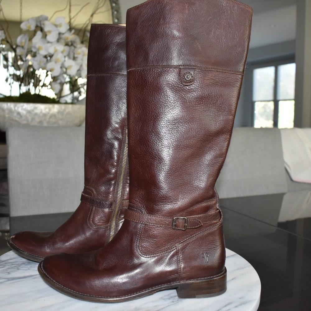 Frye brown boot